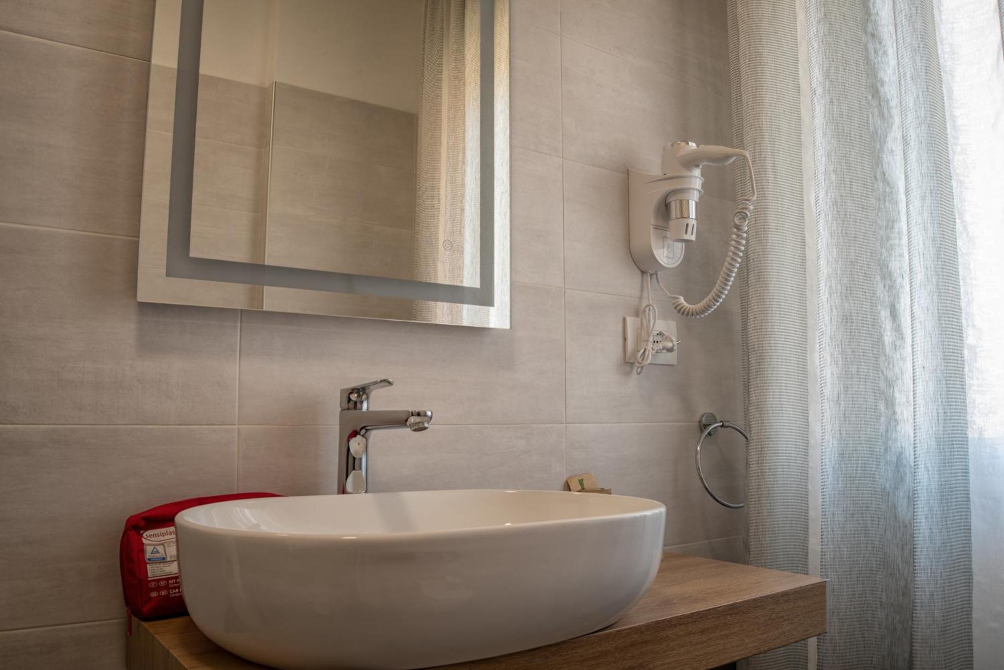 B&B Santa Filomena Монтесильвано Экстерьер фото